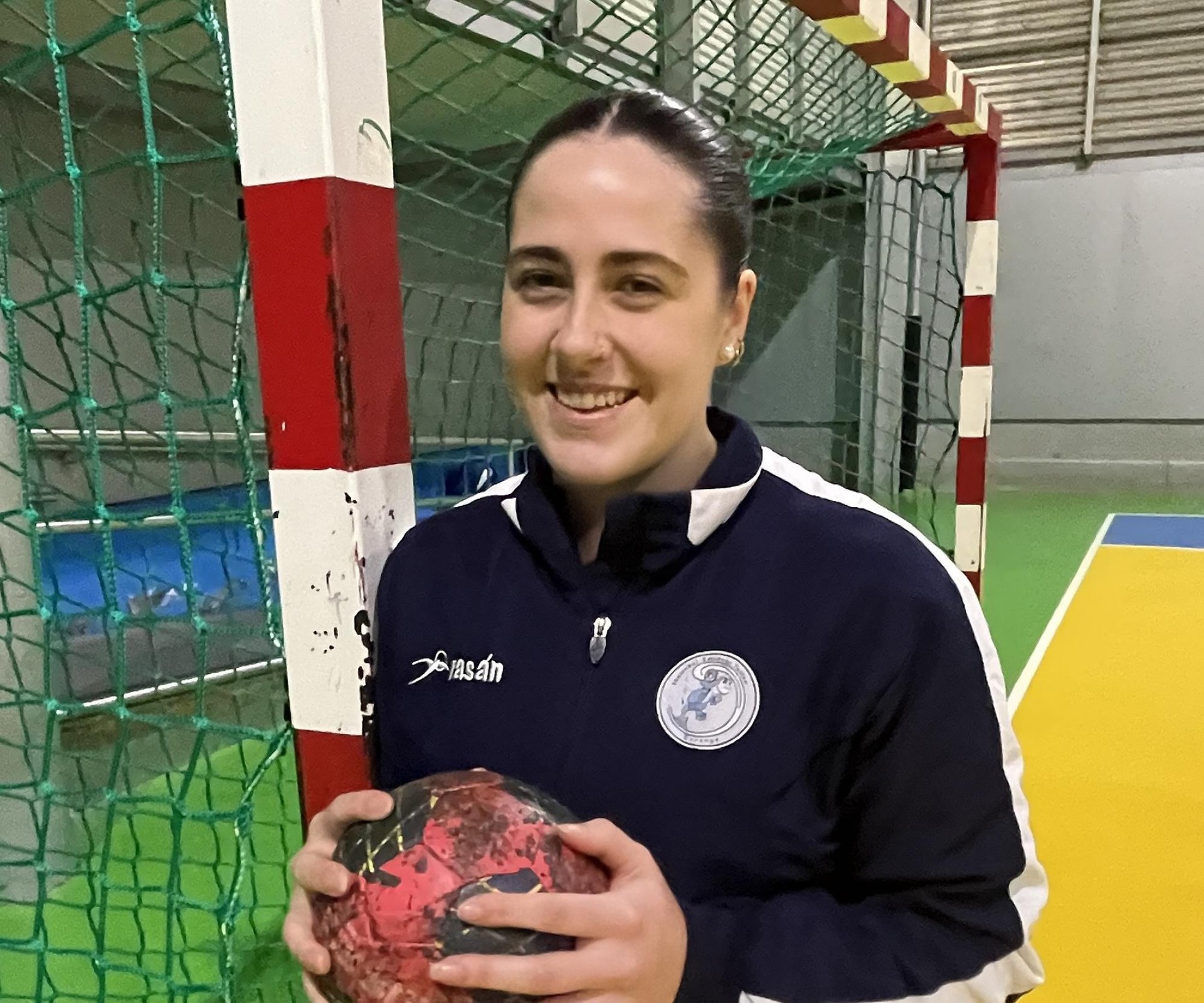 "Probatuz gero, eskubaloiak harrapatu egiten zaitu"