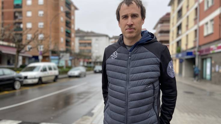 "Itxaroten gaude, enpresak lantegia zelan itxi negoziatzen"