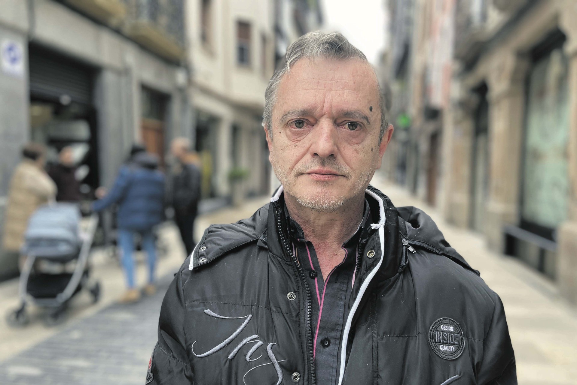 “Seriotasun gehiegi dago; jendea Andra Mariko arkupea baino zurrunagoa da”