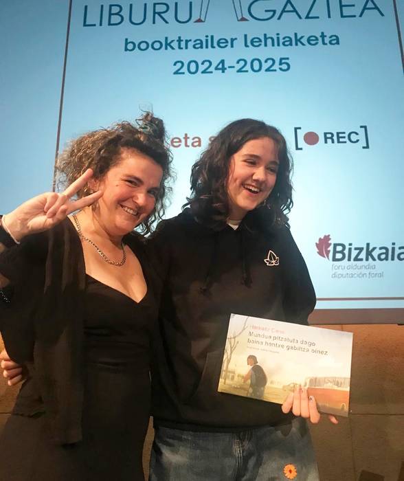 Jare Garitaonandia atxondarra irabazle booktrailer lehiaketan