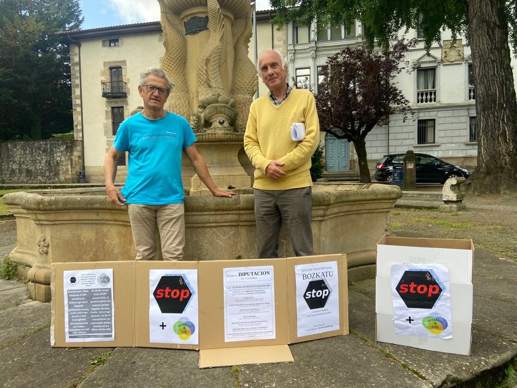 Auzokrazia eta Stop plataformak hauteskunde programa aurkeztu du Durangon