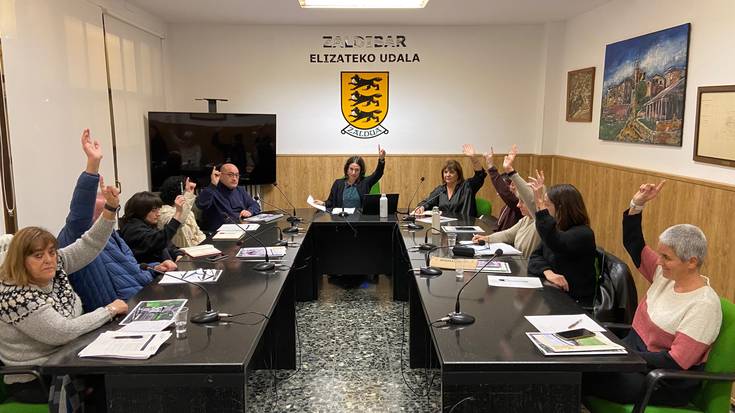 Zaldibarko Udalak aho batez onartu ditu 2026ko aurrekontuak, 40 urtean adostasunik gabe  onartu eta gero