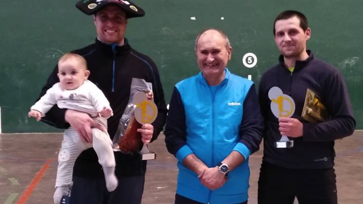 Andoni Aldapek irabazi du Mallabiko frontenis txapelketa