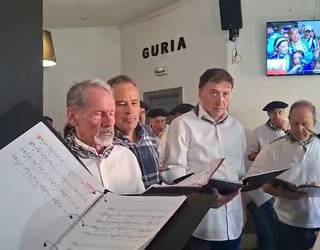 [BIDEOA]: Zornotzako eta Durangoko otxoteak, kanturako grinak batuta