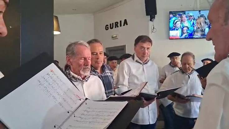 [BIDEOA]: Zornotzako eta Durangoko otxoteak, kanturako grinak batuta