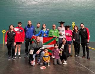 Barron-Serna bikotea nagusi Mallabiko frontenis txapelketan