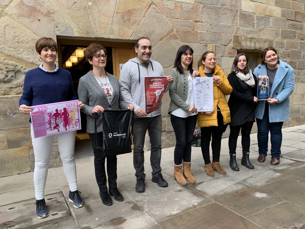 [MARTXOAK 8] Berdintasunean eragiteko egitaraua aurkeztu dute Durangoko Udalak eta eragile feministek