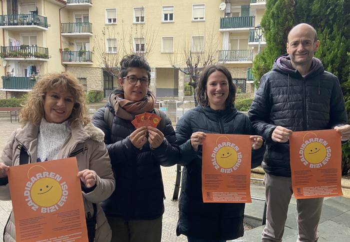 Zaldibarko Udalak herriko merkataritza sustatzeko 700 bonu kaleratuko ditu