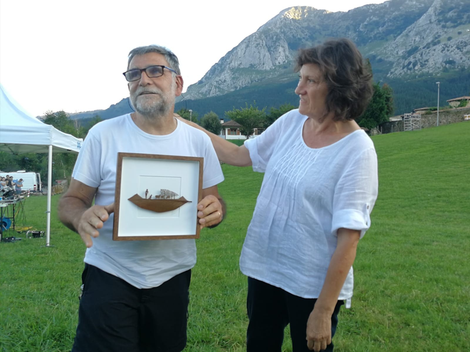 Jose Antonio Azkorbebeitiari 50 urtez egindako lana eskertu diote