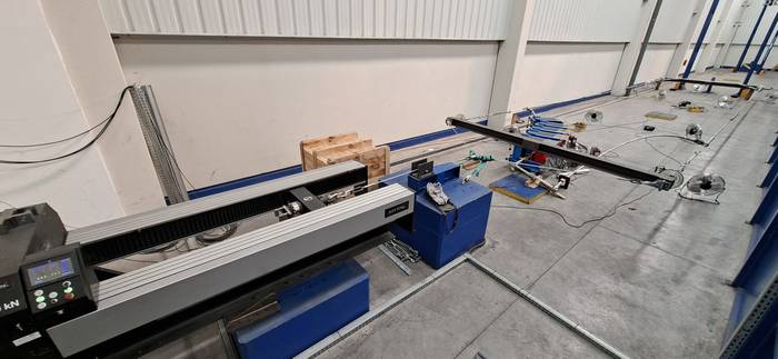 Aireko linea elektrikoen burdineriarako azpiegitura martxan jarri du Industrias Arrutik
