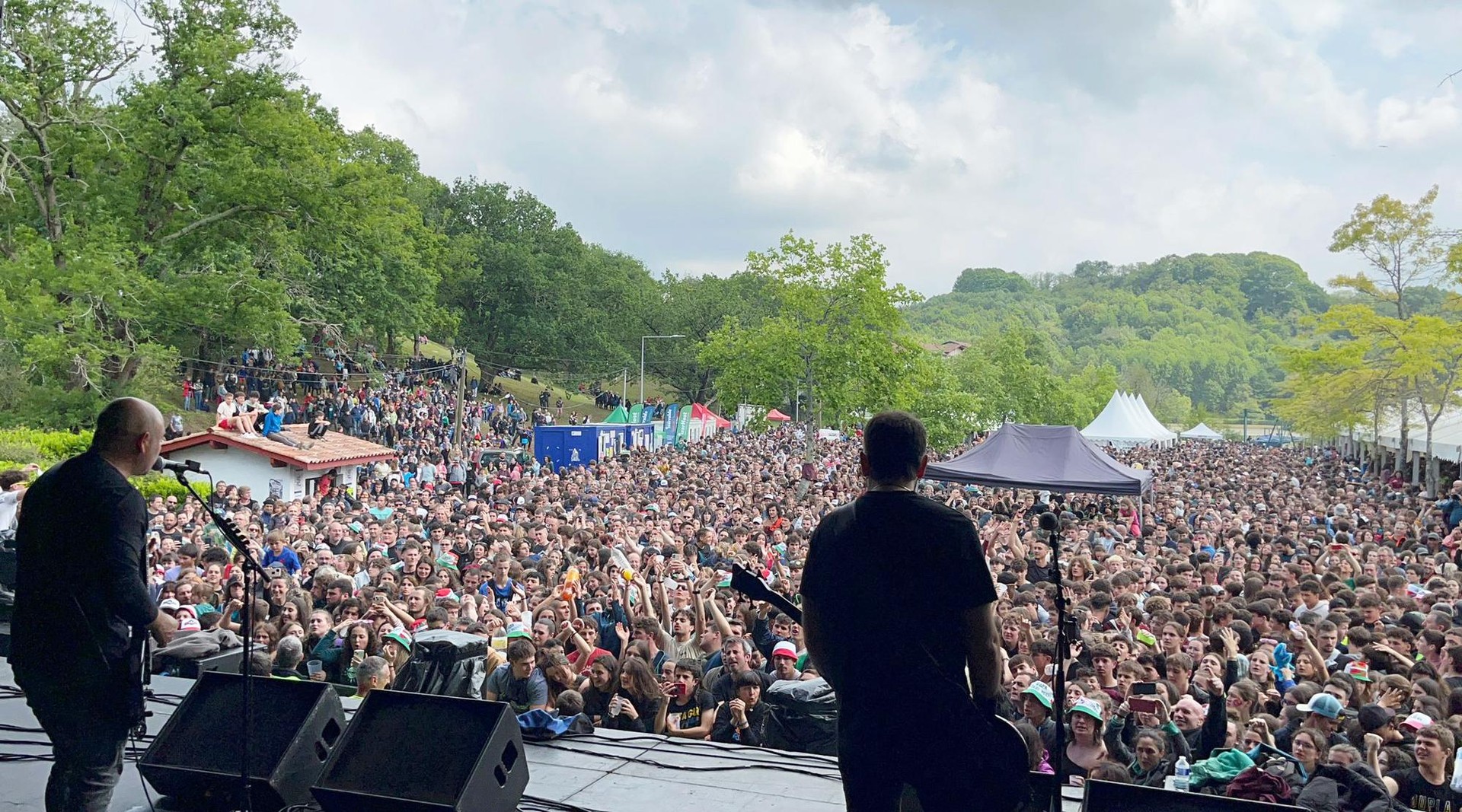 Herri Urratsek euskarazko musika talde berriei begirako maketa lehiaketa aurkeztuko du Talaian