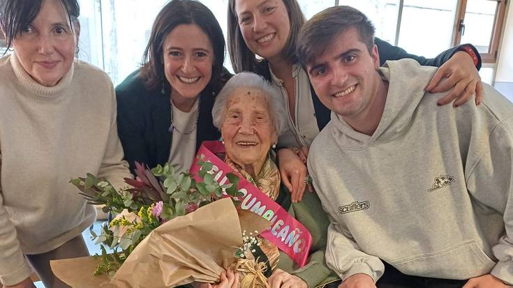 Remedios Ares García durangarrak 100 urte bete ditu
