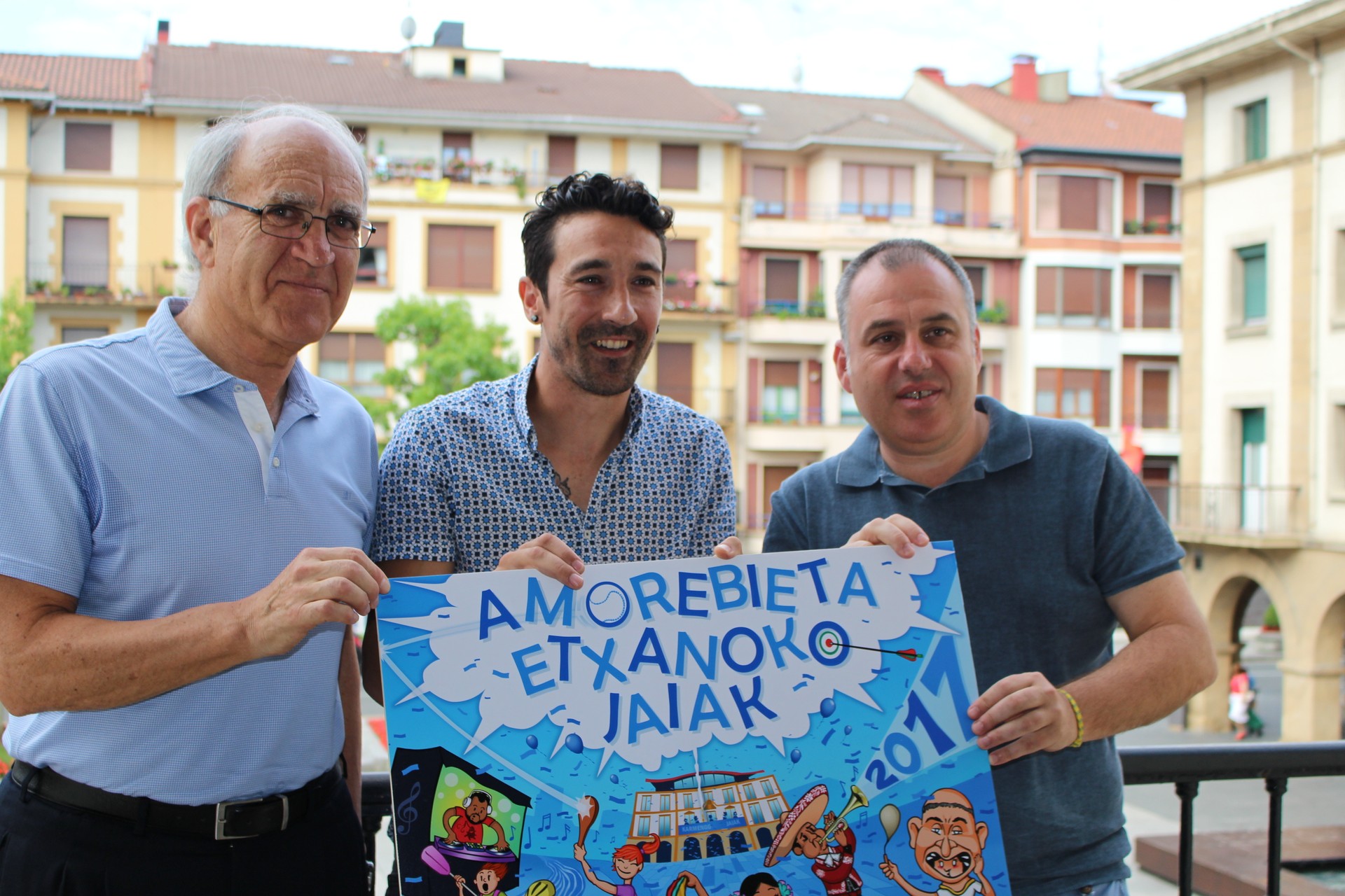 Esne Beltza, Gontzal Mendibil, Vendetta eta La Orquesta Mondragon Zornotzako jaietako kartelburu