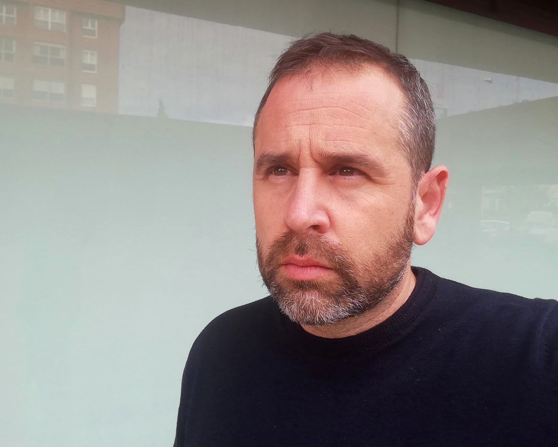 “Kirola bera aitzakia bat da interesatzen zaidana adierazteko: pertsonak eta sentimenduak”