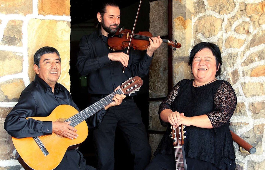 Argentina iparraldeko musika dakarte Arantzak eta Pantxok 