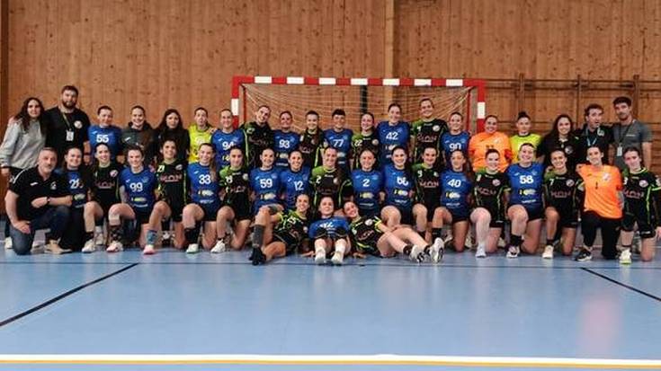 Eskubaloi festa eta final bi bihar Landako kiroldegian