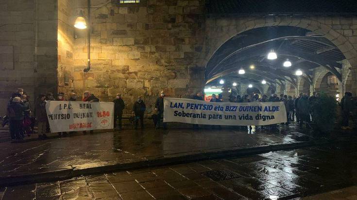 Lan, pentsio eta bizi baldintza duinen alde mobilizatu dira Durangaldean