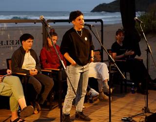 'Itzali eta piztu' saioak bertsoak eta musika elektronikoa batuko ditu Plateruenean