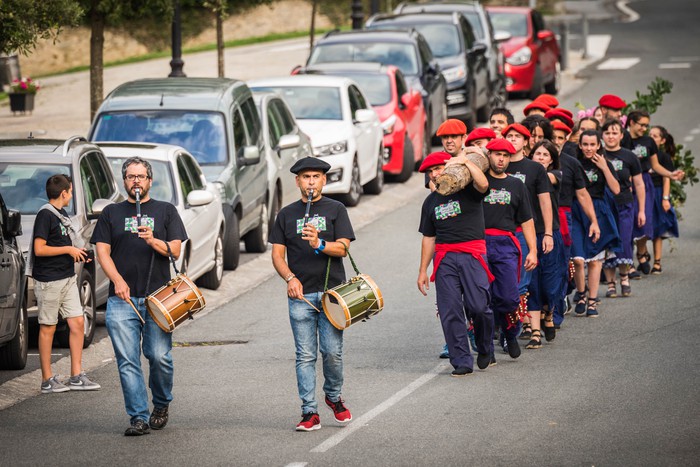 Donien Atxa jasota abiatu dituzte jaiak Garain - 1