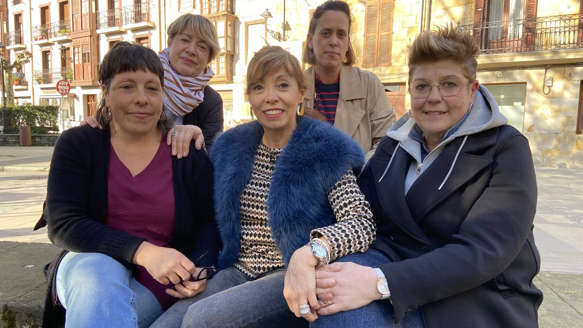 "Herrikoak gara eta komunitatea lantzen dugu; horrek ematen digu indarra"