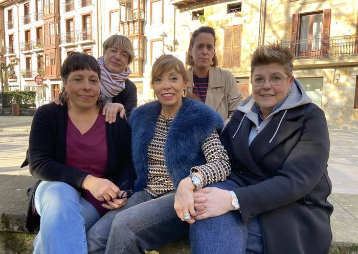 "Herrikoak gara eta komunitatea lantzen dugu; horrek ematen digu indarra"