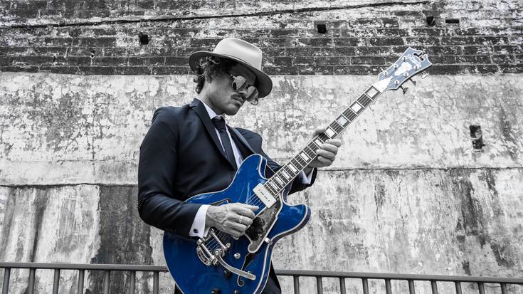 Ash Grunwald bluesman australiarrak Durangaldea bisitatuko du 'Mojo' diskoaren munduko aurkezpen biraren barruan