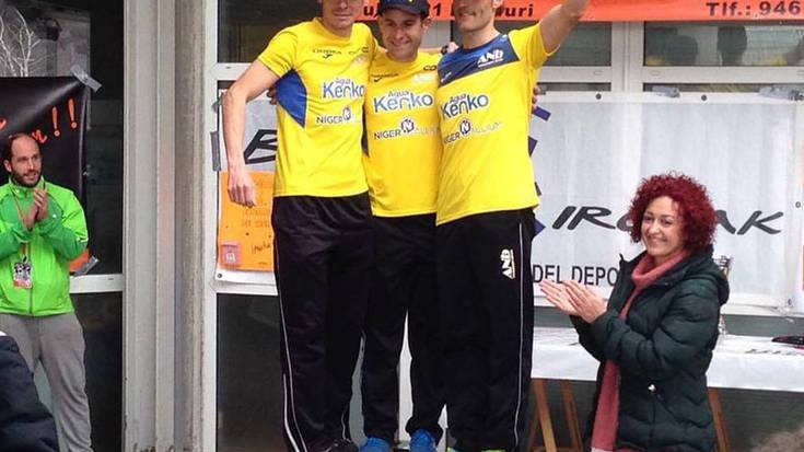 Gorka Bizkarra eta Omar Blanco podiumera igo dira Basauriko duatloian 