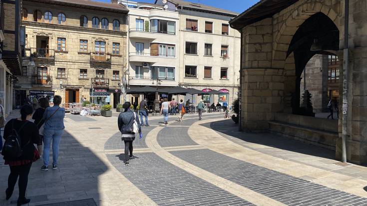 Durangoko saltokiek irailaren 3ra arteko epea edukiko dute Eskola Bonoa kanpainan izena emateko