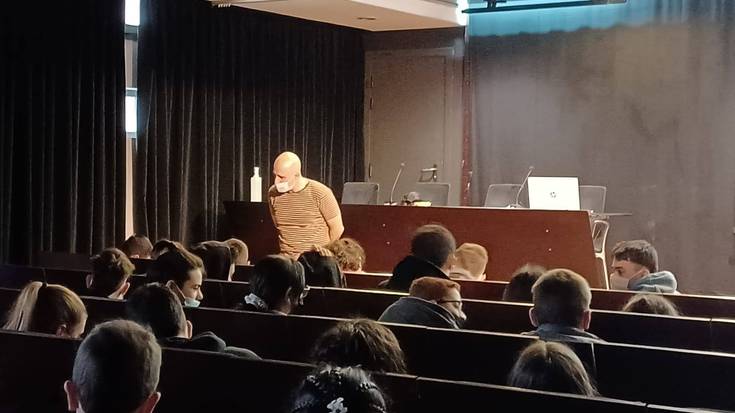 Eskola Agenda 2030 jardunaldi teknikoan parte hartu dute Zornotzako ikasleek