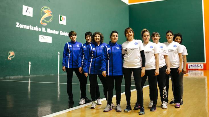 Hamabi pilotarigaz, emakumeen torneoan ordezkari gehien duen herria da Zornotza