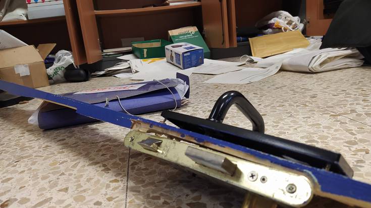 Iurretako Juan Orobiogoitia institutura lapurrak sartu dira eta "kalte oso handiak" eragin dituzte