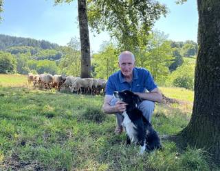 "Txakurragaz gozatu egiten dut txapelketetan"