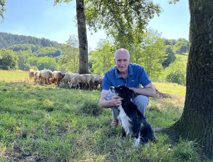 "Txakurragaz gozatu egiten dut txapelketetan"