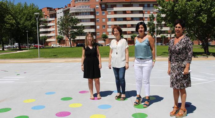 Parke berriagaz, 14.000 metro berdegune dituzte Durangoko Aramotz auzoan