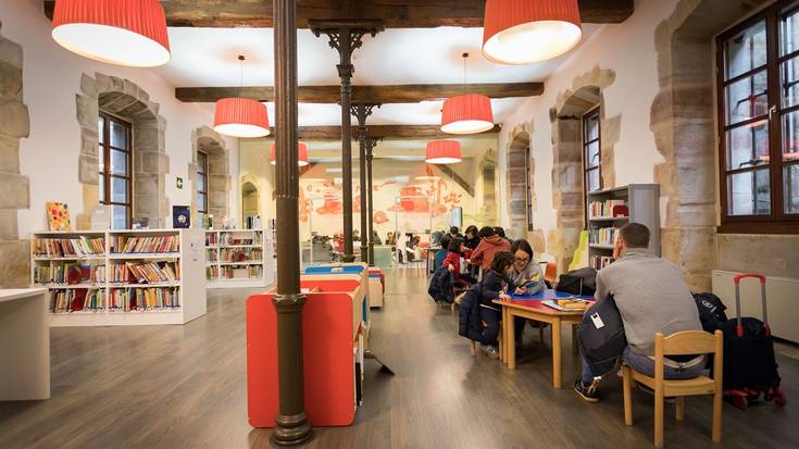 Euskara modu lasai eta sortzailean praktikatzeko saioak Bizenta Mogelen