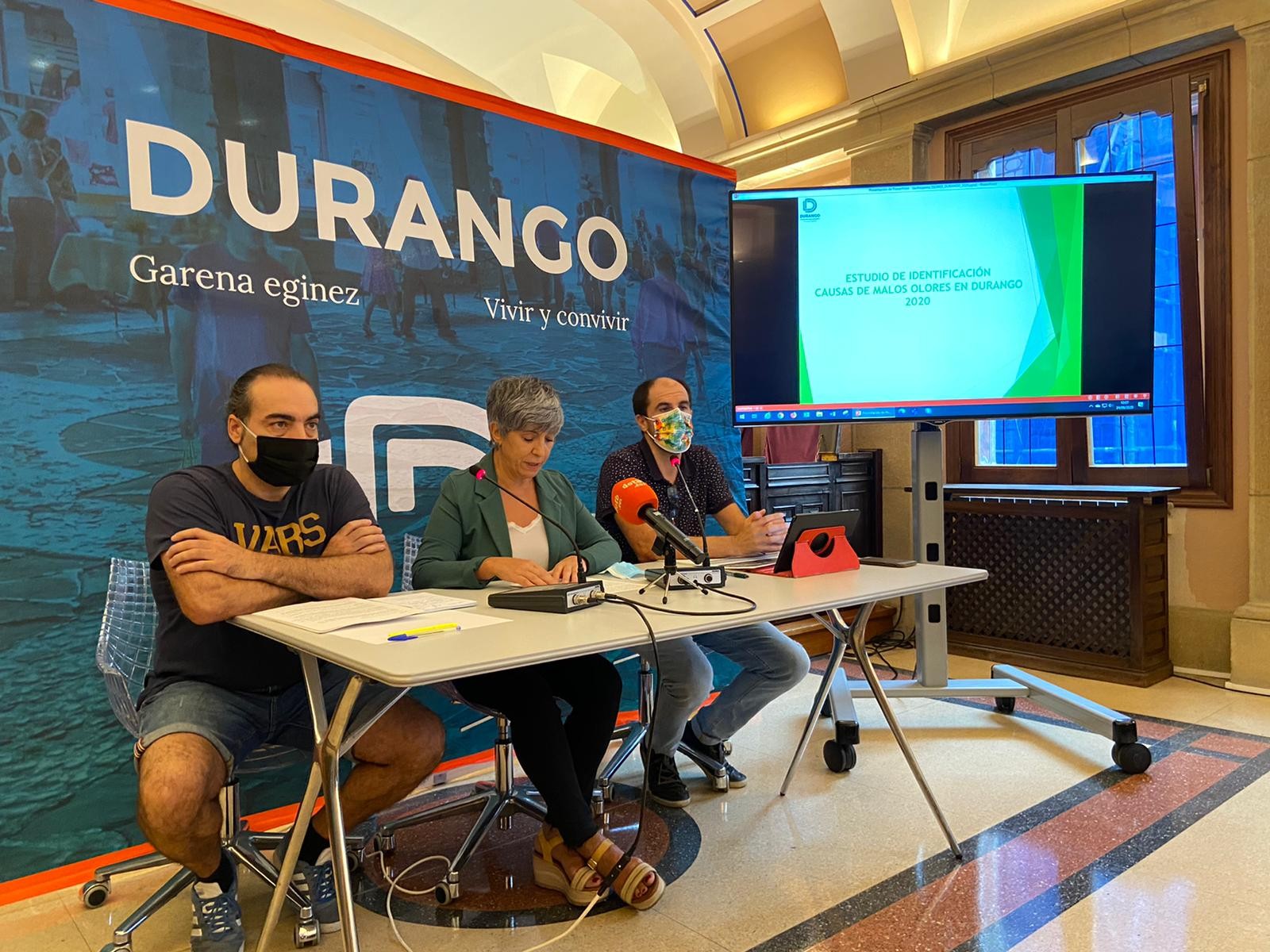 "Bentzeno piko oso altuak arnasten ari gara"
