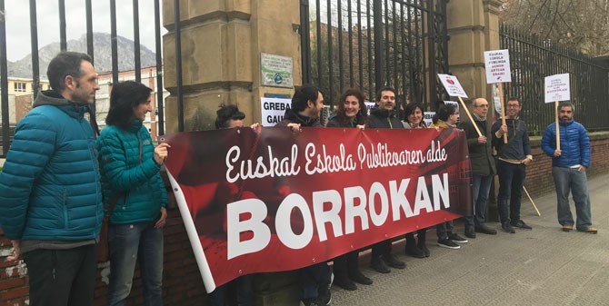 Ikastetxe publikoetan grebarako deia egin dute berriro