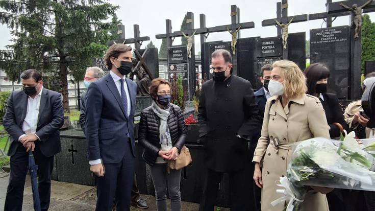 Alderdi Popularrak Jesus Maria Pedrosa gogoratu du Durangon