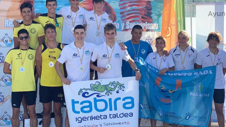 Urrezko domina bi eta brontzezko hiru irabazi ditu Tabira Igeriketa Taldeak Espainiako txapelketan