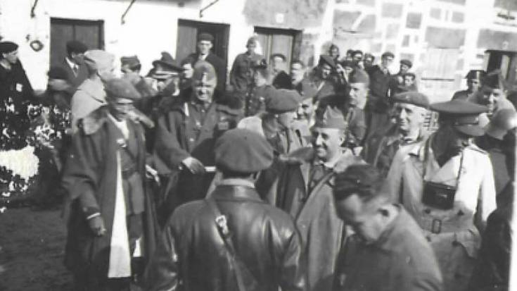 1937ko apirilaren 6a:  Franco eta Mola Otxandion