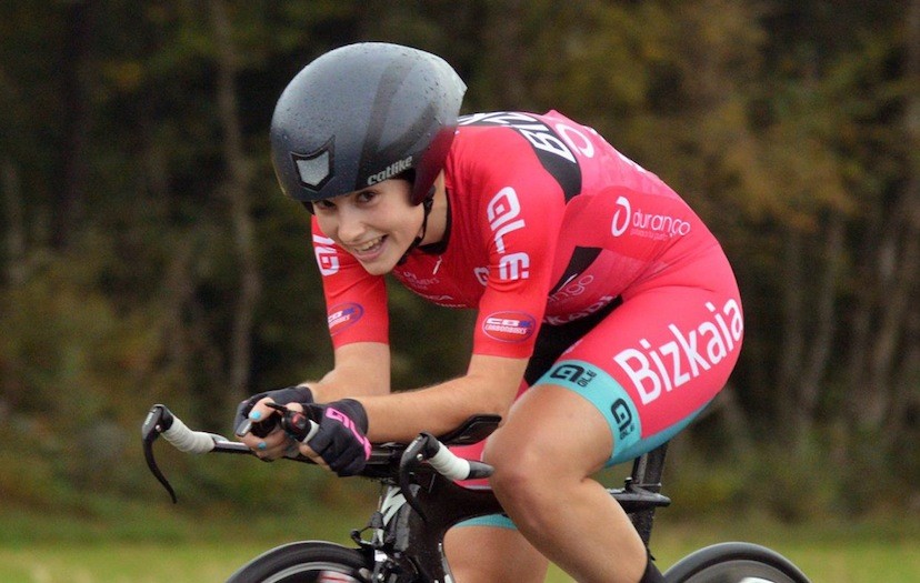 Lourdes Oyarbide Chrono des Nations lasterketako podiumean