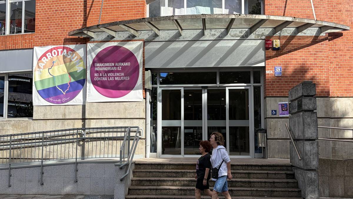 Marilú Uria zornotzarraren "derrigorrezko lekualdaketa" kritikatu dute
