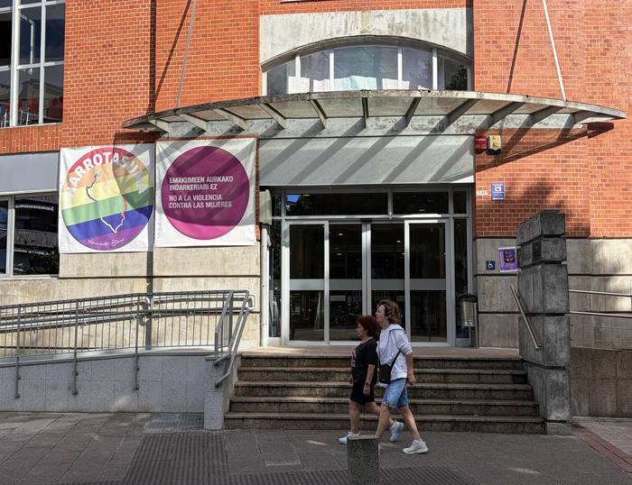 Marilú Uria zornotzarraren "derrigorrezko lekualdaketa" kritikatu dute