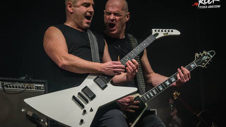 40 Minutu Rock: Itzala musikagaz argitu duen jaialdiko irudiak