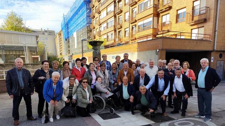 1945 urtekoen zita preziatua asteburuan