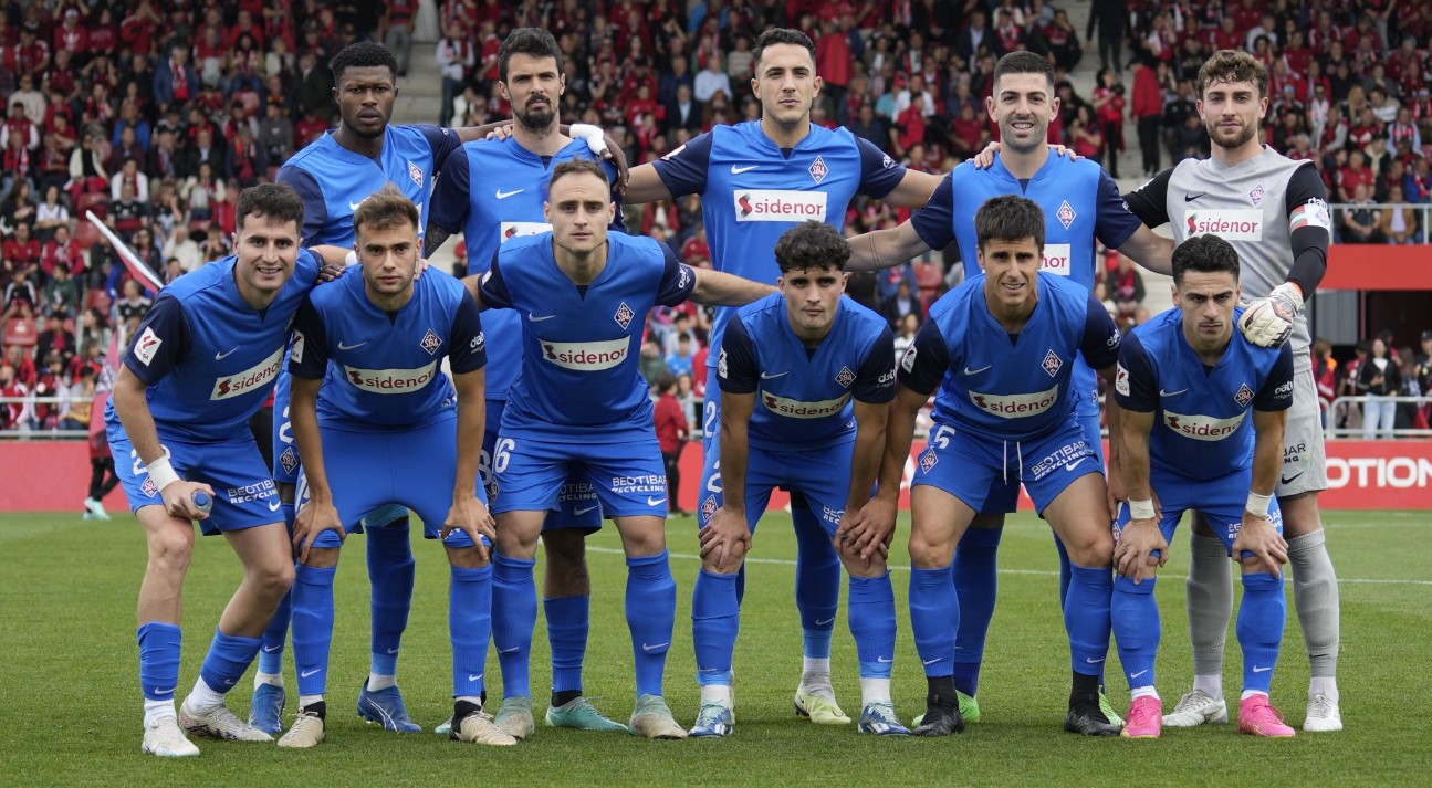 Amorebieta futbol taldea Bigarren Mailatik Lehenengo Federazio mailara jaitsi da