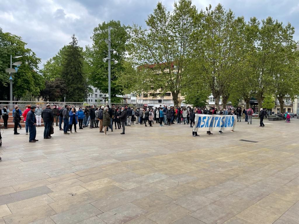Euskal presoen aldeko elkarretaratzea egin dute Durangon