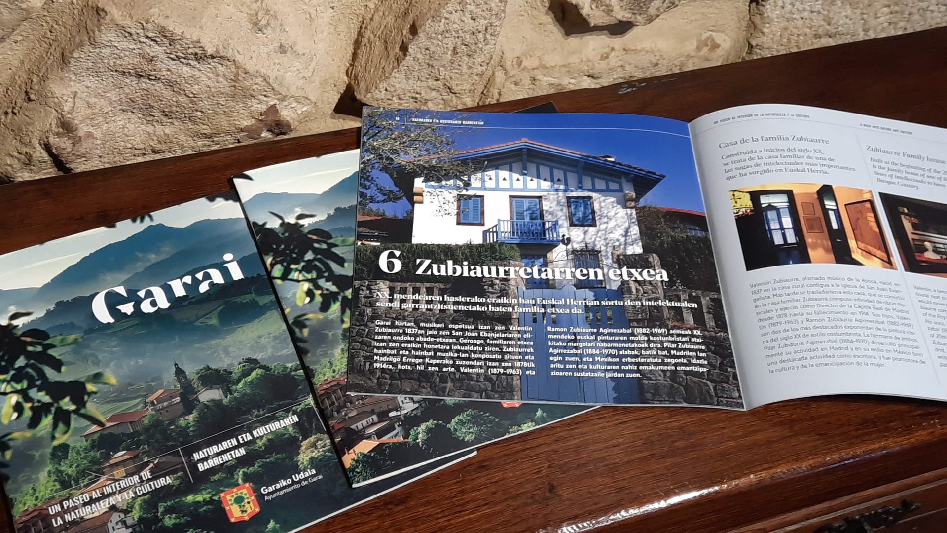Garaiko altxor kulturalak eta naturalak ezagutzera emateko gida kaleratu dute