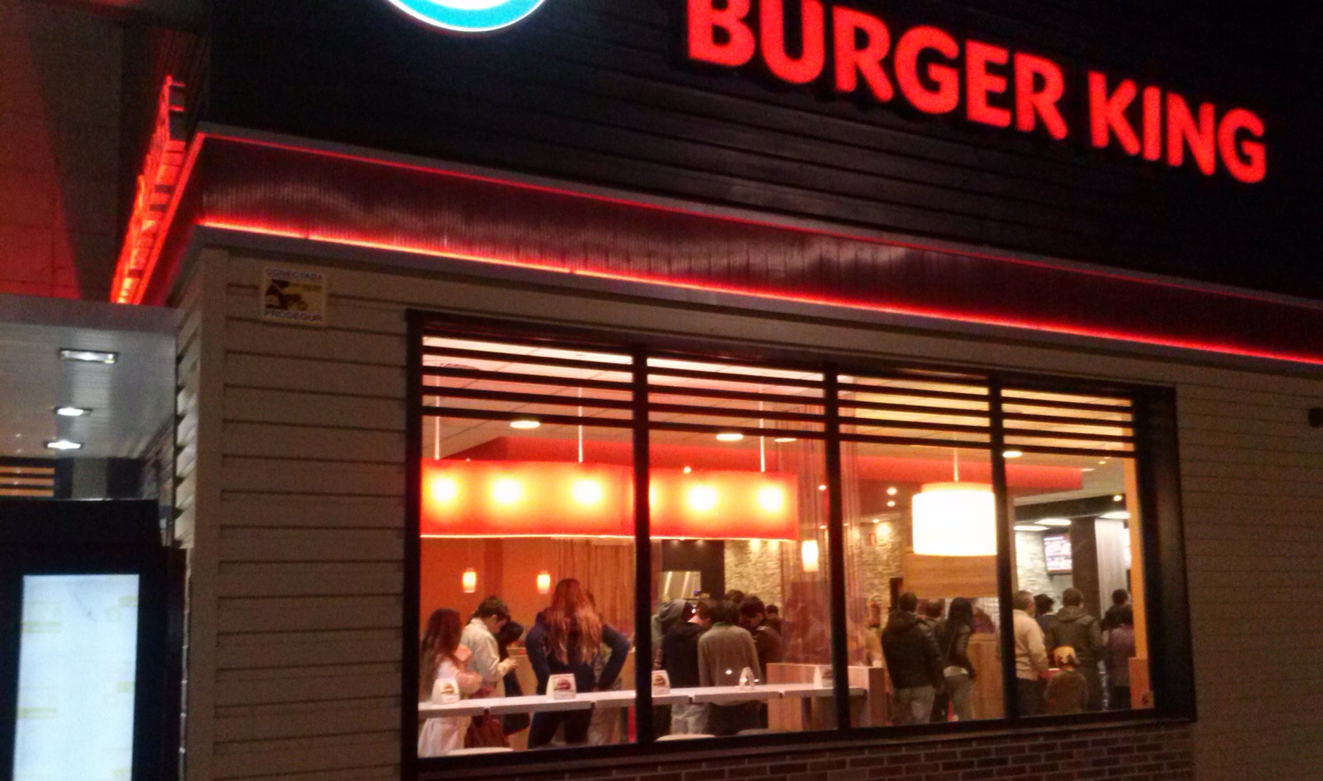 Eguen arratsaldetik zabalik dago Burger King Abadiñon