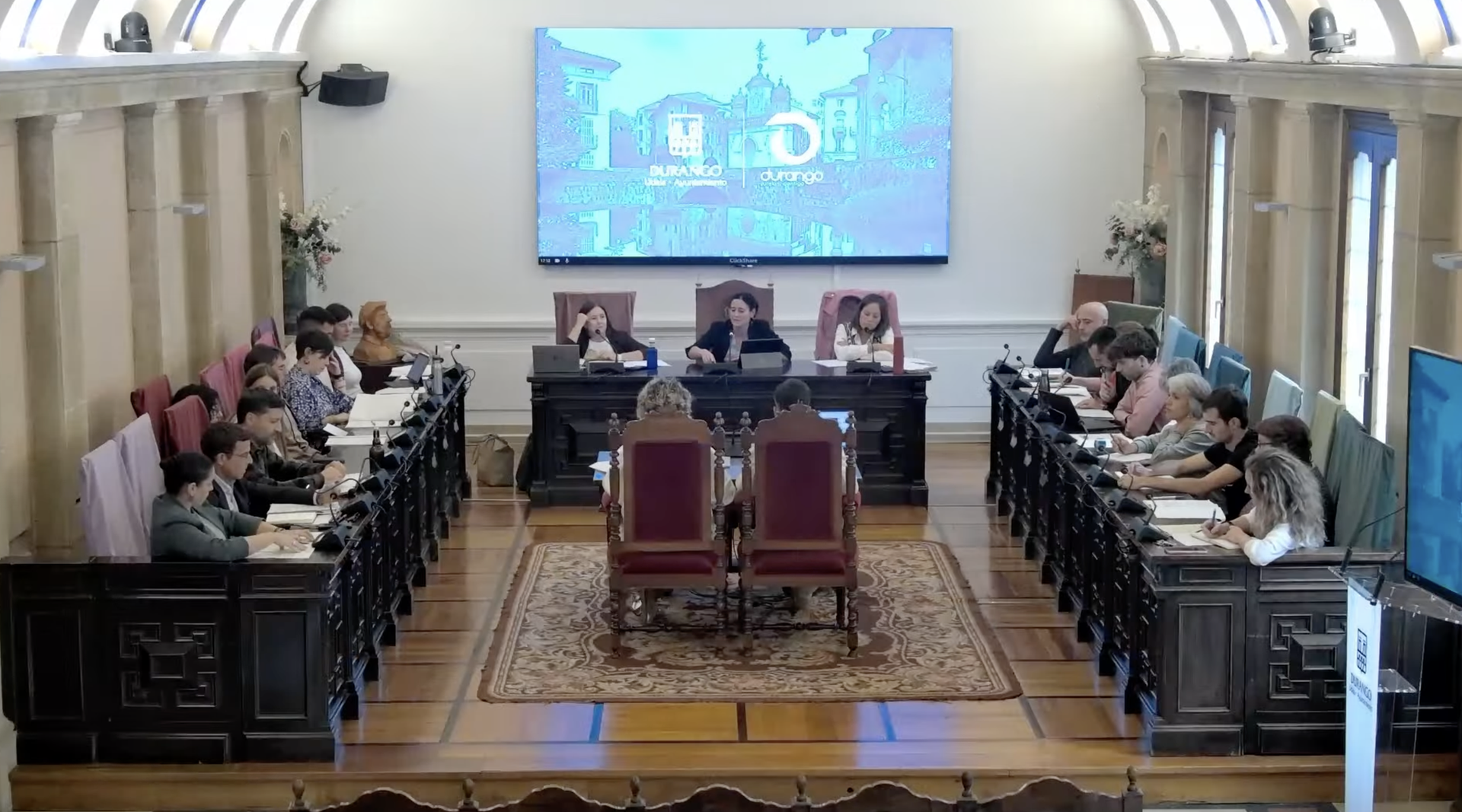 Kale-zurruta 100 eta 1.000 euro arteko isunekin zigortu ahalko dute Durangon